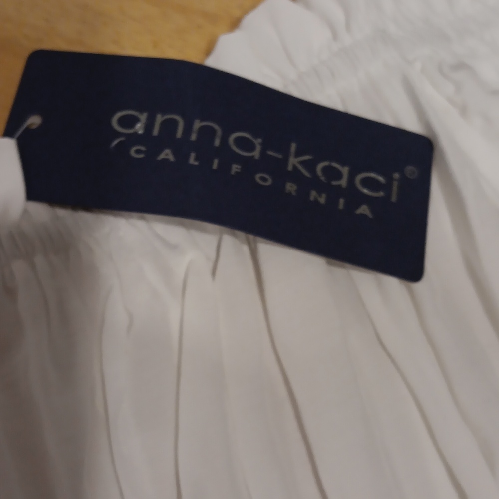 Anna-Kaci White Off-Shoulder Dress NWT - Picture 5 of 5